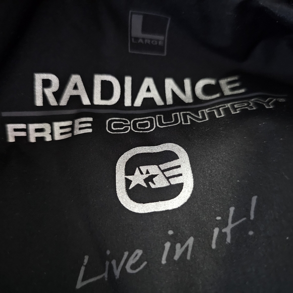Nice jacket with removable insert and hood. Brand is Radiance - Picture 3 of 6